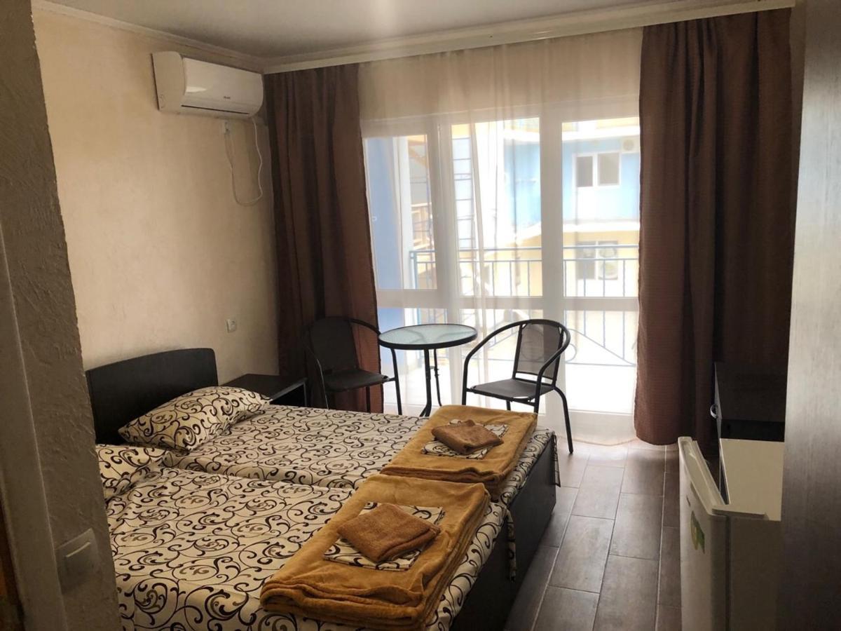 Aquamarin Hotel Zatoka Luaran gambar