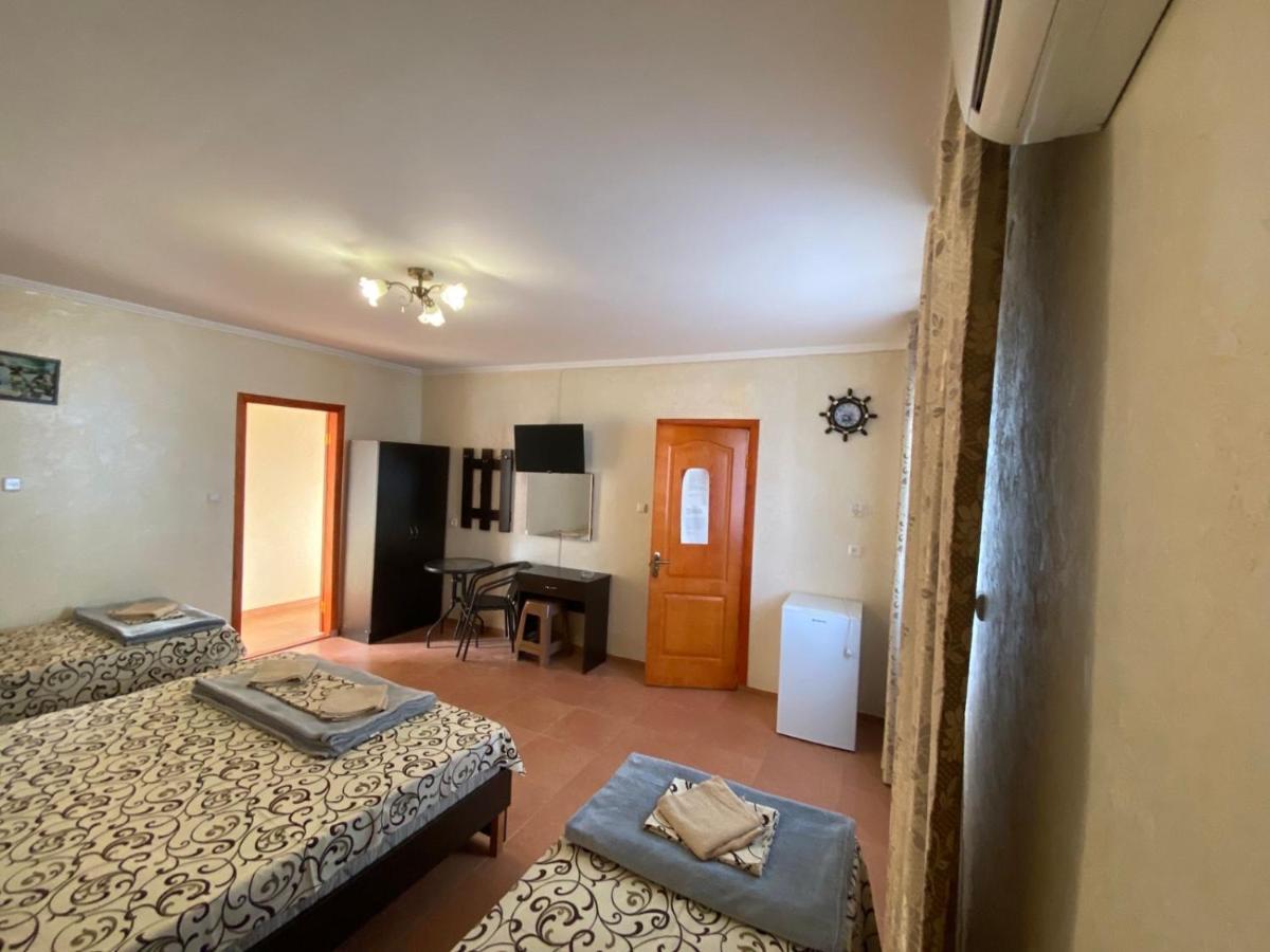 Aquamarin Hotel Zatoka Luaran gambar